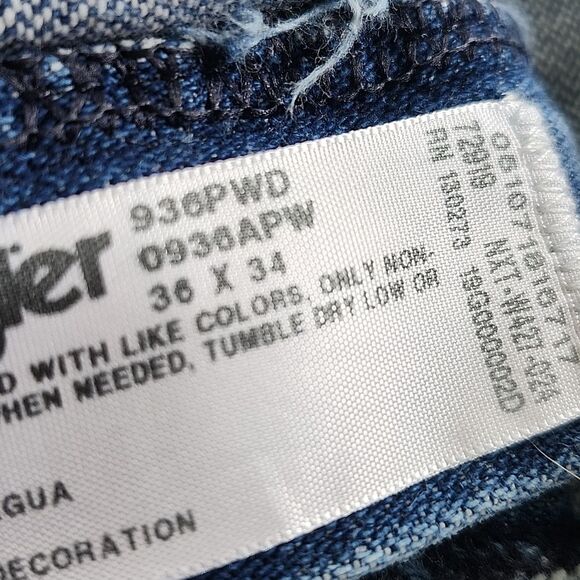 Wrangler Men's Straight Leg Jeans, 100% Cotton, 36x34 - Picture 6 of 9